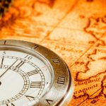 世界地図と時計